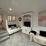 Des Hirondelles بيت للعطل