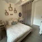 Des Hirondelles بيت للعطل Saint-Hilaire-des-Loges
