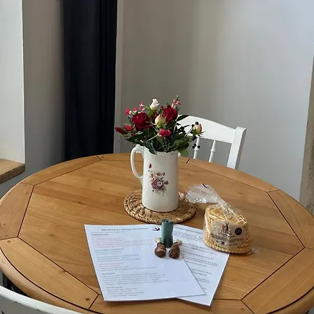 بيت للعطل Des Hirondelles Saint-Hilaire-des-Loges