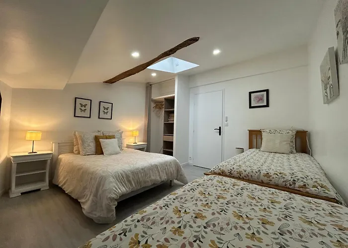 Des Hirondelles Dom wakacyjny *