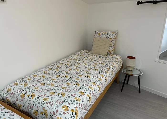 Des Hirondelles Dom wakacyjny *