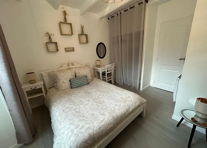 Des Hirondelles Dom wakacyjny Saint-Hilaire-des-Loges