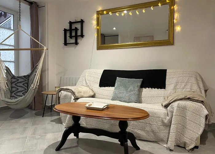 Des Hirondelles Dom wakacyjny Saint-Hilaire-des-Loges